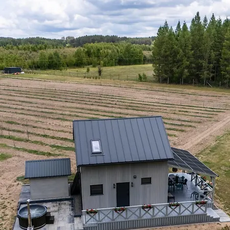 Okno Na Winnice * Banie Mazurskie